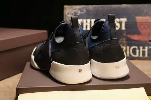 LV Fashion Men Sneakers--074